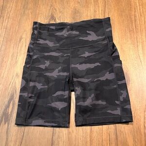 Athleta Ultimate Stash Bike Shorts with Pockets in Camo